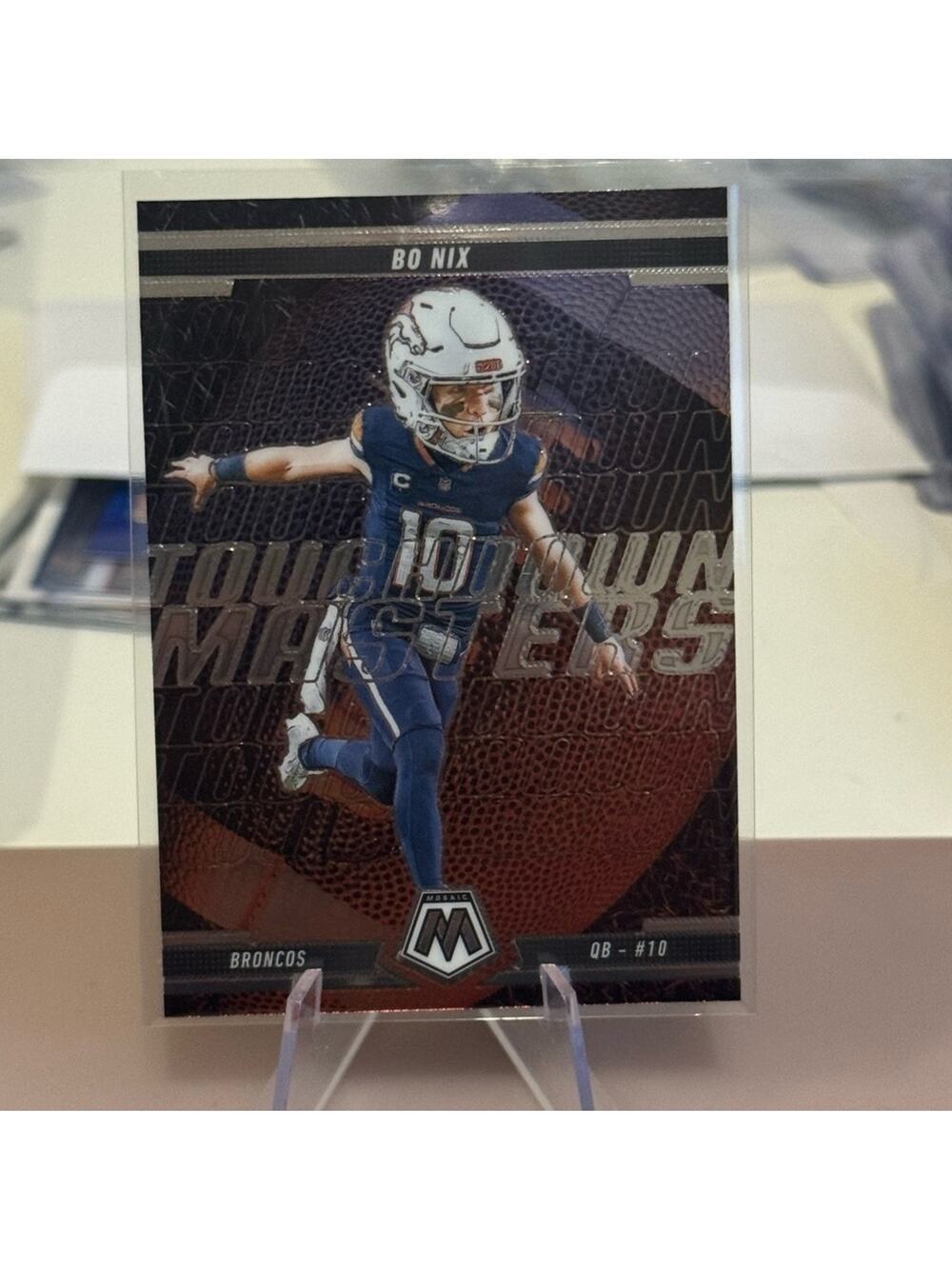 🔥 2025 Bo Nix Panini Mosaic Touchdown Masters Card. Denver Broncos